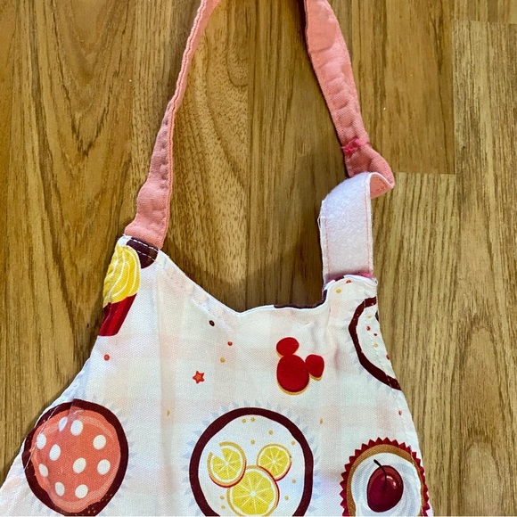 Disney Minnie Mouse Full Child’s Apron Baking Pink Embroidered Adjustable Neck - Picture 2 of 9